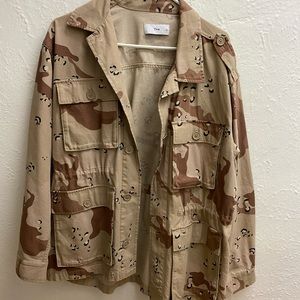 Aritzia Tna Shacket